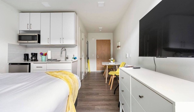 Pleasant Condotel with WiFi in Vibrant First Hill