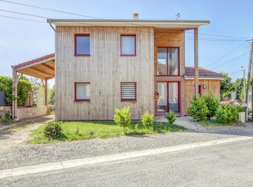 Pleasant Cottage in Challerange