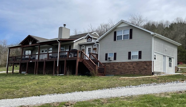 Pleasant Country House With Lake View ideal for Families
