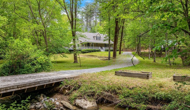 Pleasant Grove Hideaway | Private Creekside Retreat w/Hot Tub & Trails