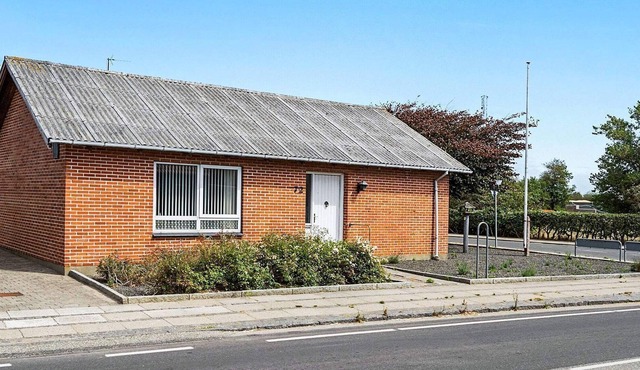 Pleasant Holiday Home in Midtjylland with Terrace