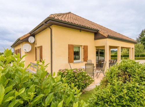 Pleasant holiday home with private pool