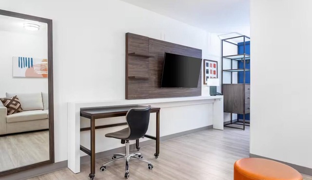 Pleasant & Modern Room w/Parking Ideal for Discovering Clarion and Nearby Areas