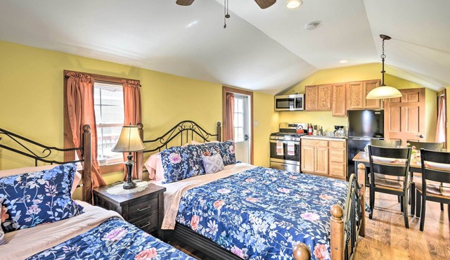 Pleasant Mount Studio w/ Pool Access, Near Skiing!