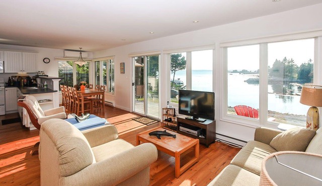 Pleasant Nova Scotia Cottage