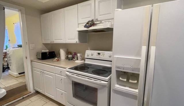 Pleasant one bedroom apt., private entrance