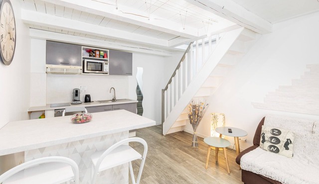 Pleasant, quiet duplex in the center of Montpellier