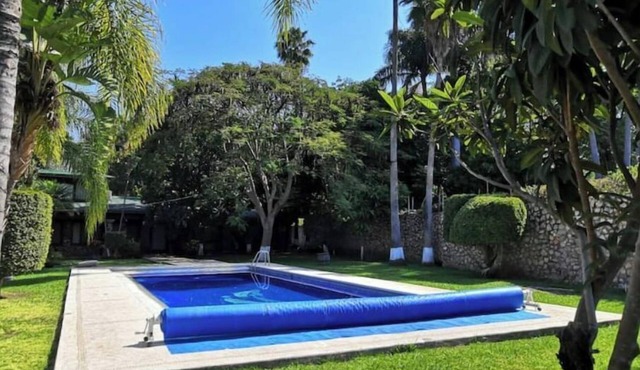 Pleasant rural house with private pool