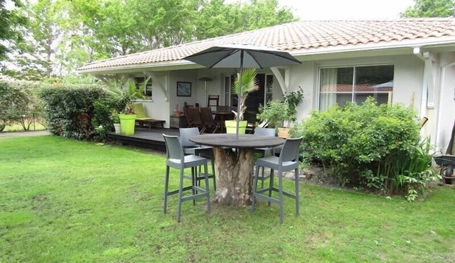 Pleasant spacious villa for 6 people near the lake of Lacanau