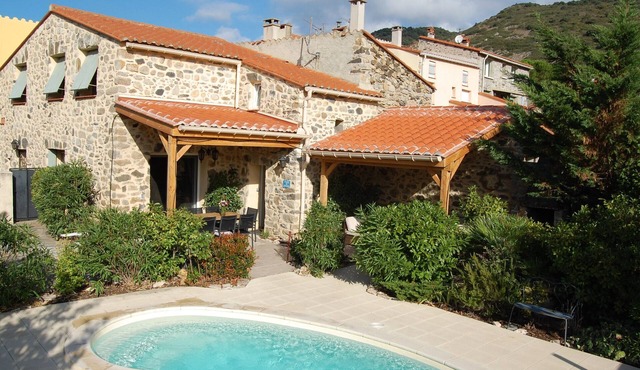 Pleasant stone house with private pool and modern comfort.