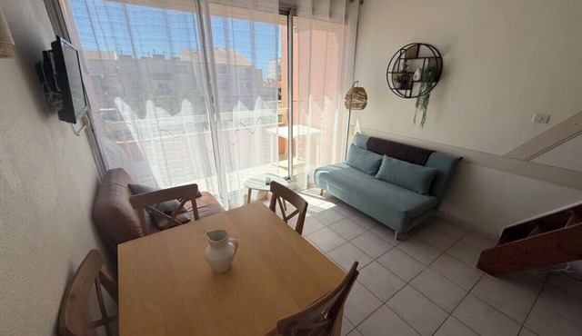 Pleasant studio with balcony close to the beach