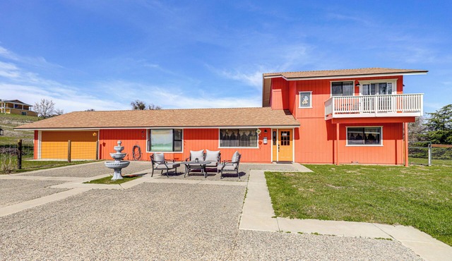 Pleasant Valley Wine Trail Home - Near Paso Robles