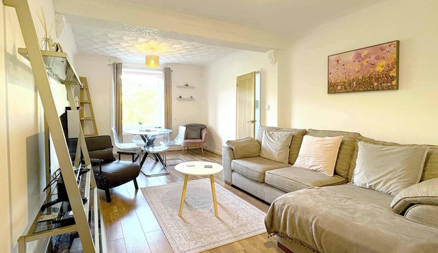 Pleasant View: Rhondda Valley by STAE-Homes