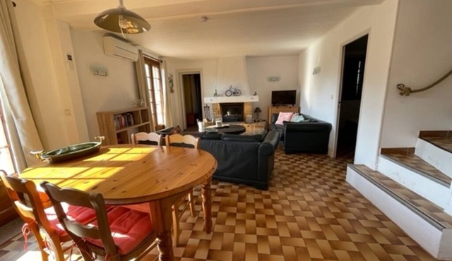 Pleasant villa with private pool and 3 bedrooms