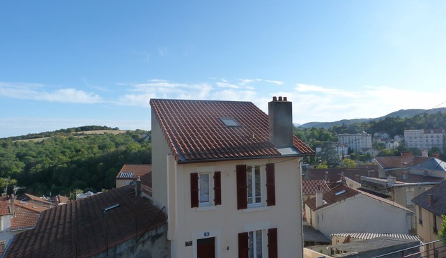 Pleasant village house, quiet, not overlooked