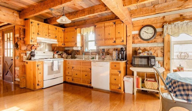 Please go to/book through The Cabin at Roney Creek Ranch