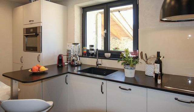 Pleasure, beautiful nature and comfort describe your vacation in Eyzahut.