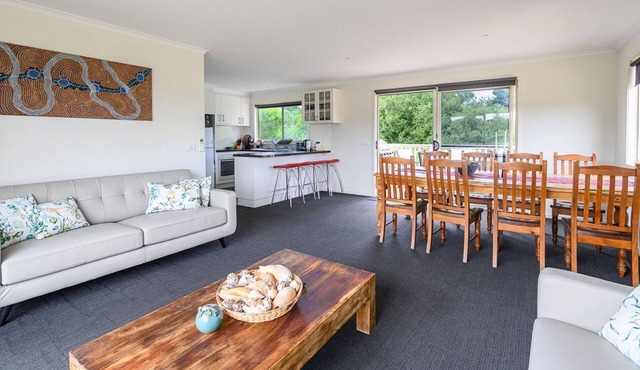 Pleiades, Venus Bay (pet friendly)