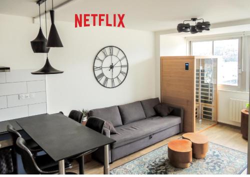 Plein centre-ville T2 avec sauna