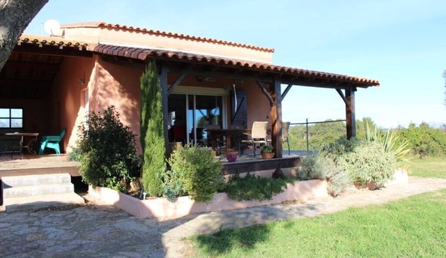 Plenitude facing Mont Saint Clair