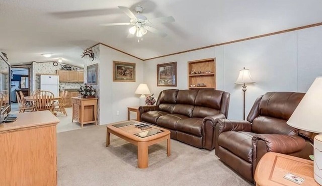 Plenty of Parking for Boats!