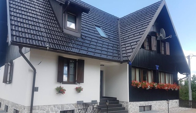 Plitvice Falls cabin