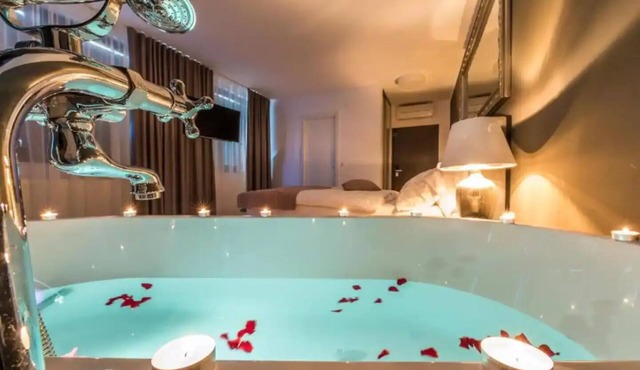 Plitvice Falls Cottage - Elegant Room near Plitvice Lakes