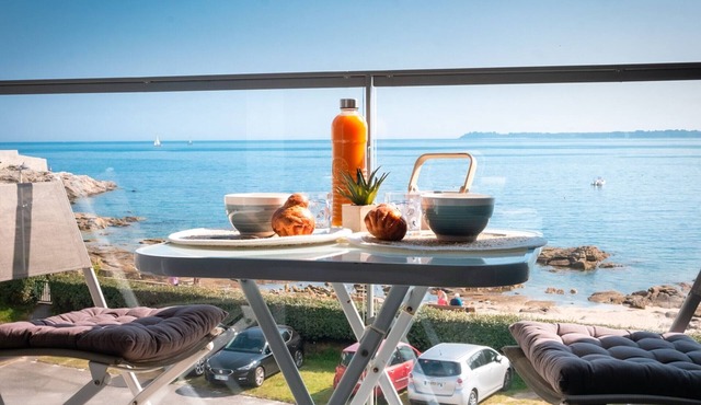 Ploemeur - 3-room apartment with balcony, elevator and WIFI near the beach