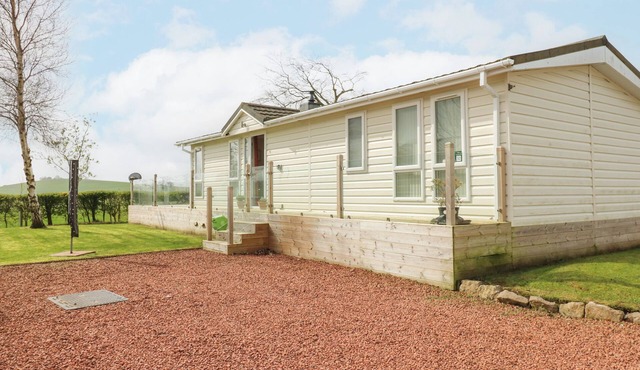PLOT 32, with hot tub in Armathwaite