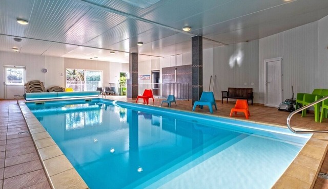 PLOUGASTEL GITE 7 pers*/sea 200m/piscine couverte chauf/jacuzzi/FINISTERE