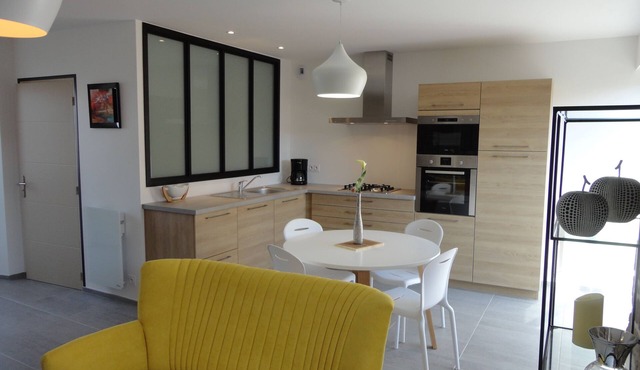 Plouharnel, new renovated house near Saint-Barbe beach