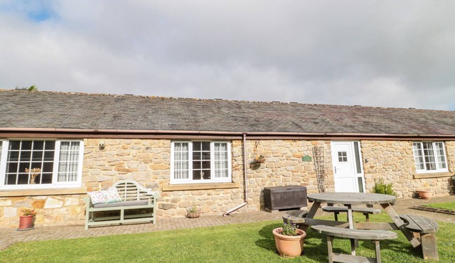 PLOVER, family friendly, country holiday cottage in Haydon Bridge