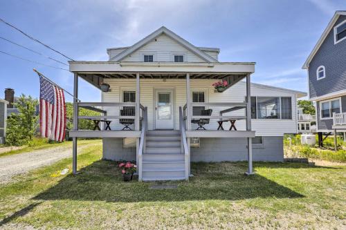 Plum Island Retreat ~ 1-Block Walk to Beach!