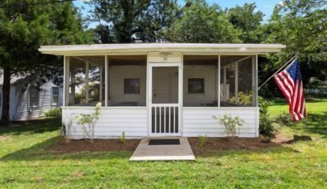 Plum Point Cottage #1