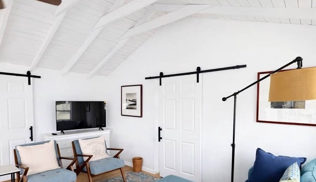 Plum Point Cottage #3