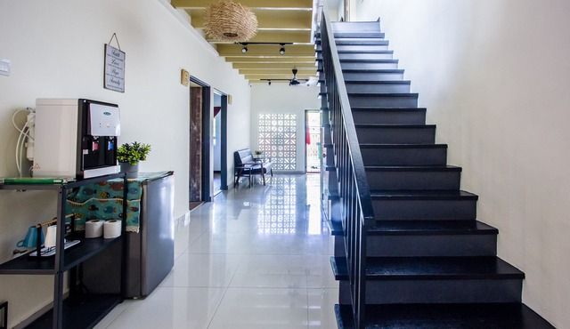 Plumeria 5BR Garden House by uBook