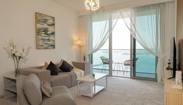 Plush 2 bed Apartment | Full Sea View | A* Service | Direct Beach Access