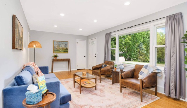 Plymouth Wayzata | Peaceful Lake Retreat | Family