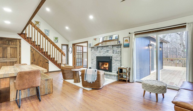 Pocono Mountain Family Home w/Deck + Grill