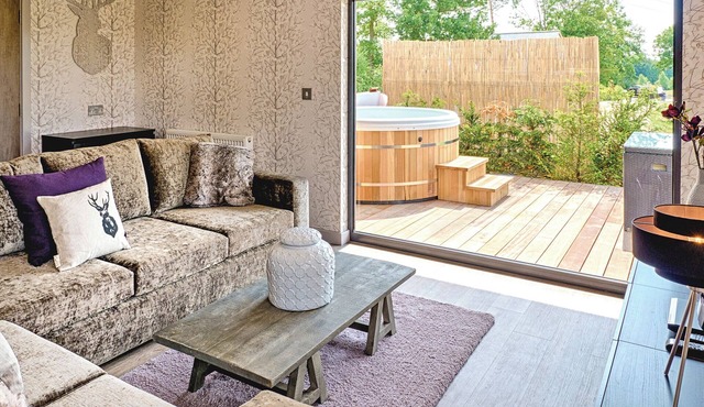 Pocklington Deluxe Lodge