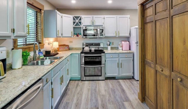 Pocono Cozy Cabin - BlackBird