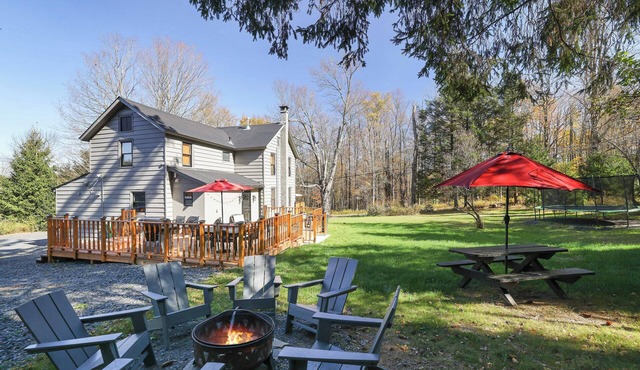 Pocono Family Farmhouse w/king bed and game room!