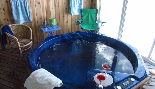 Pocono House w/Hot Tub & EV Charger-Slopeside @Jack Frost Near Hiking, Fishing.