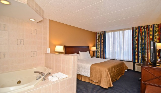 Pocono Resort Conference Center - POCONO MOUNTAINS