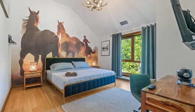 Pocono River front Home near Camelback Resort