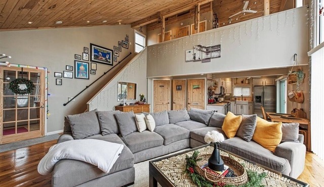 Pocono Scandinavian Cottage by RedAwning