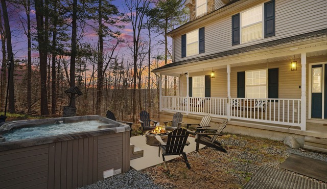 Poconos Family Retreat: 4BR, Sleeps 14, Pool & More