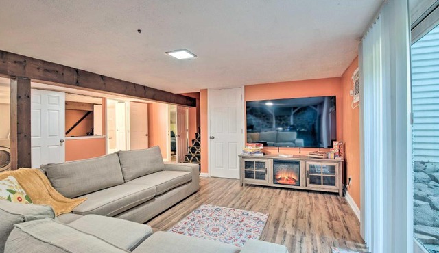 Poconos Home with Hot Tub, Game Room and Lake Access!