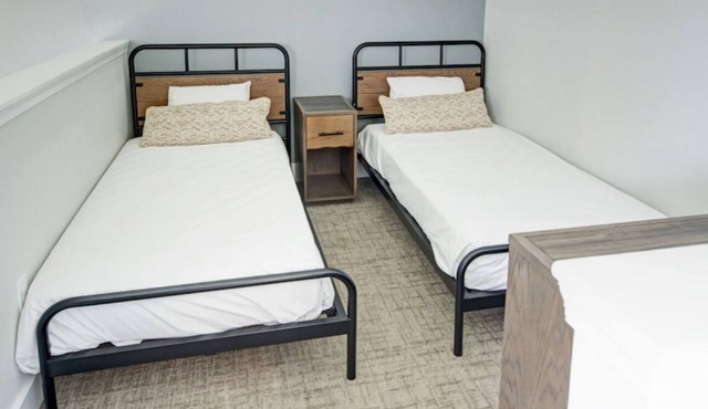 Poconos Resort Villa – Summer Week – Sleeps 6 – Family Friendly