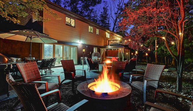 Poconos Summer Escape: Pool Access & Hot Tub!